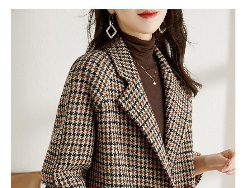 Houndstooth Double-Breasted Blazer Product Image