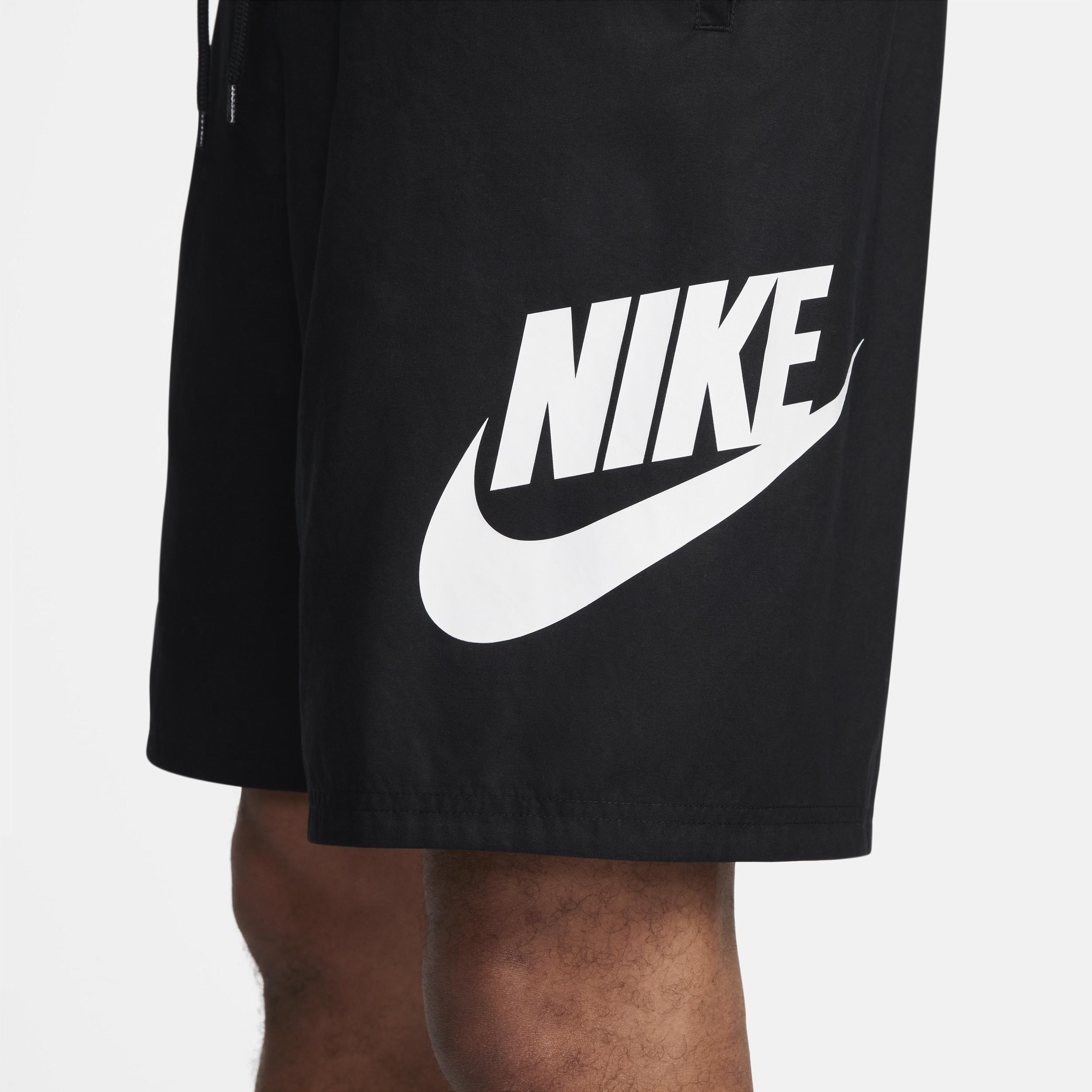 Nike Men's Club Woven Shorts Product Image