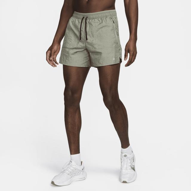 Nike Mens Stride Running Division Dri-FIT 5 Brief-Lined Running Shorts Product Image