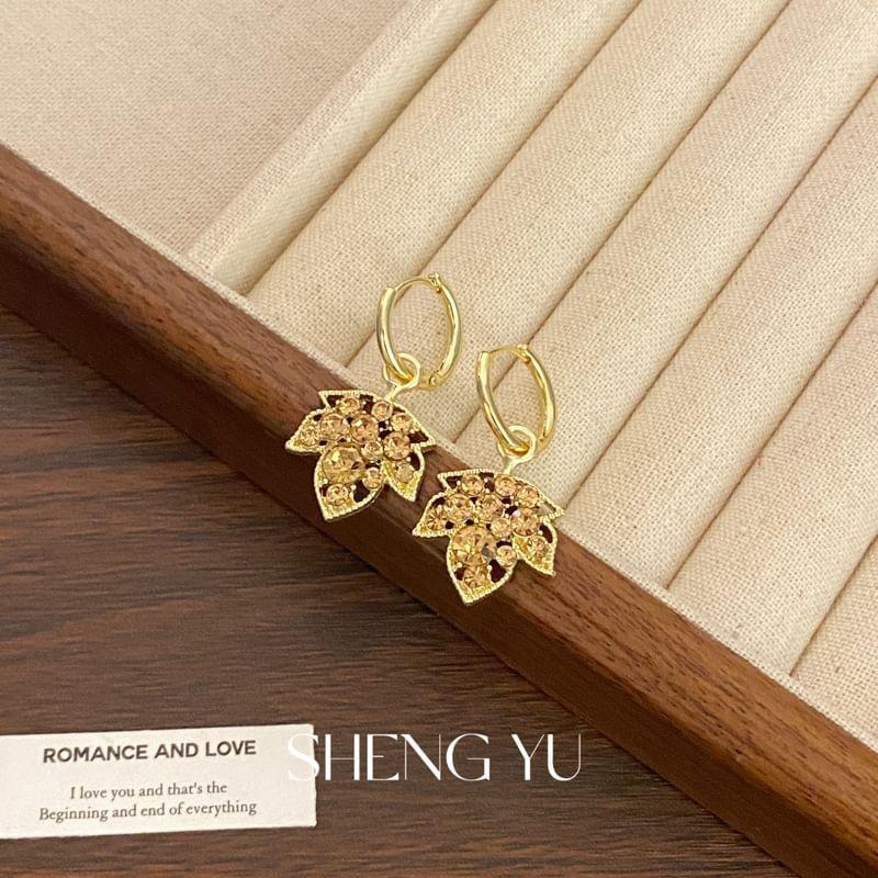 Leaf Dangle Earring Product Image