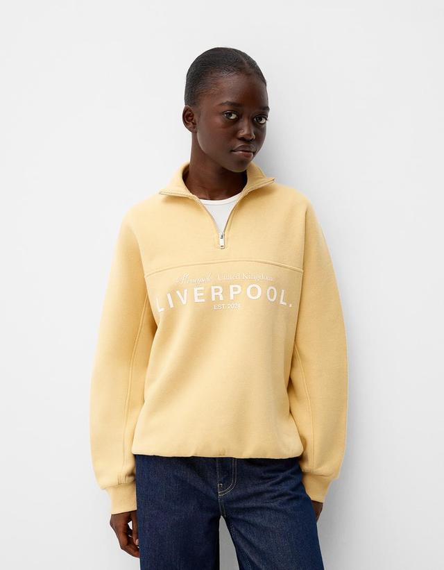 Printed sweatshirt with zipper Product Image