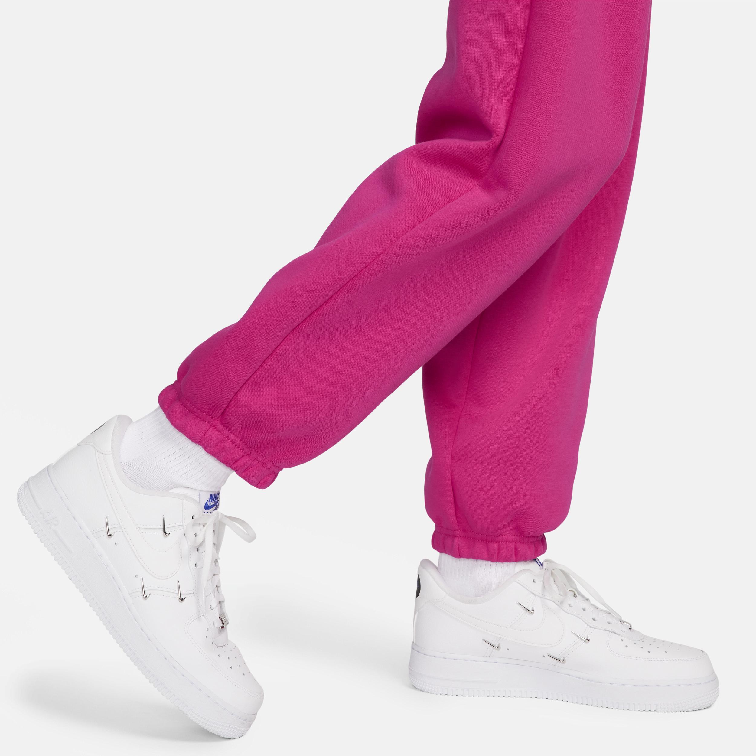 Women's Nike Sportswear Phoenix Fleece High-Waisted Oversized Sweatpants Product Image