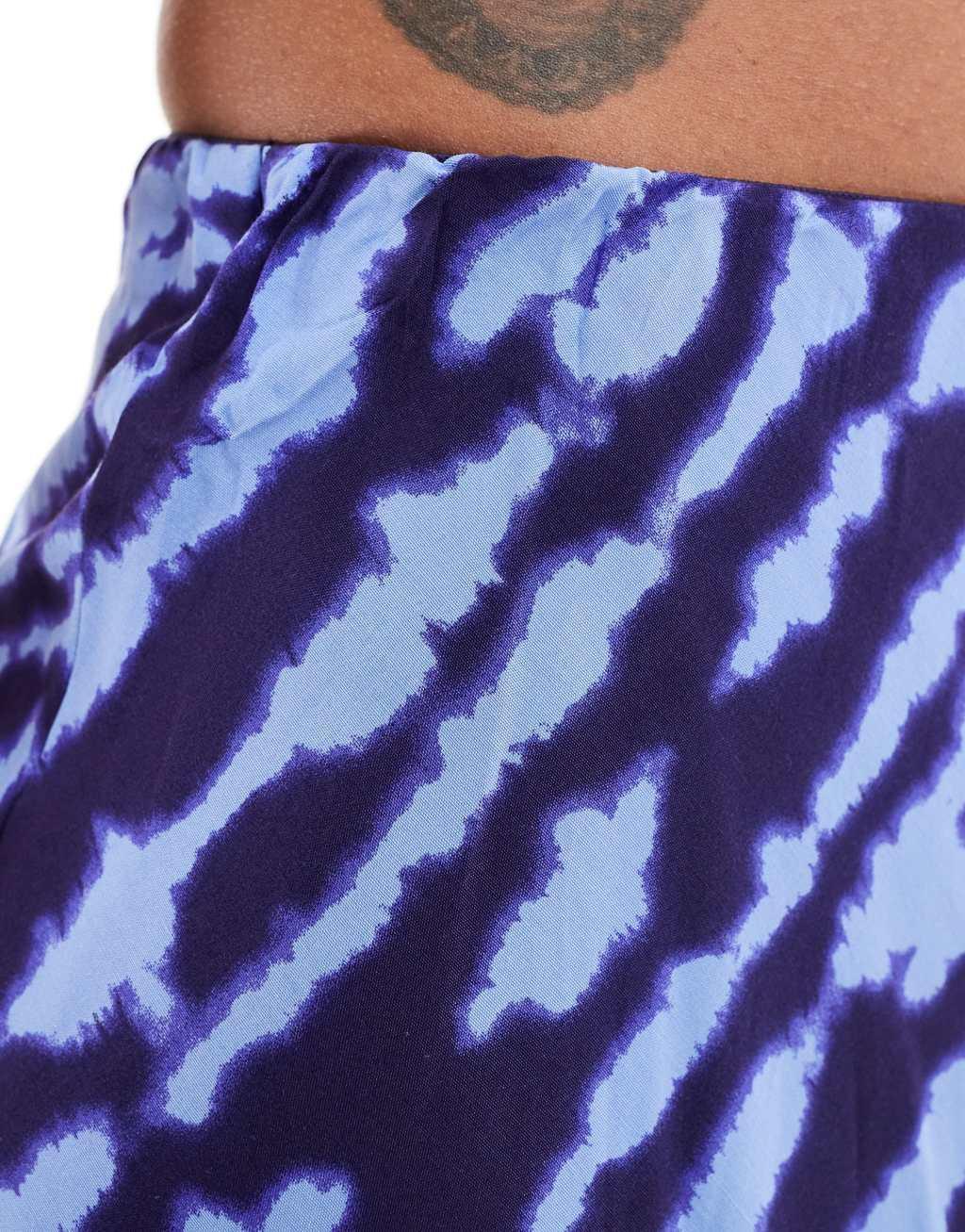 Mango satin printed midi skirt in blue Product Image