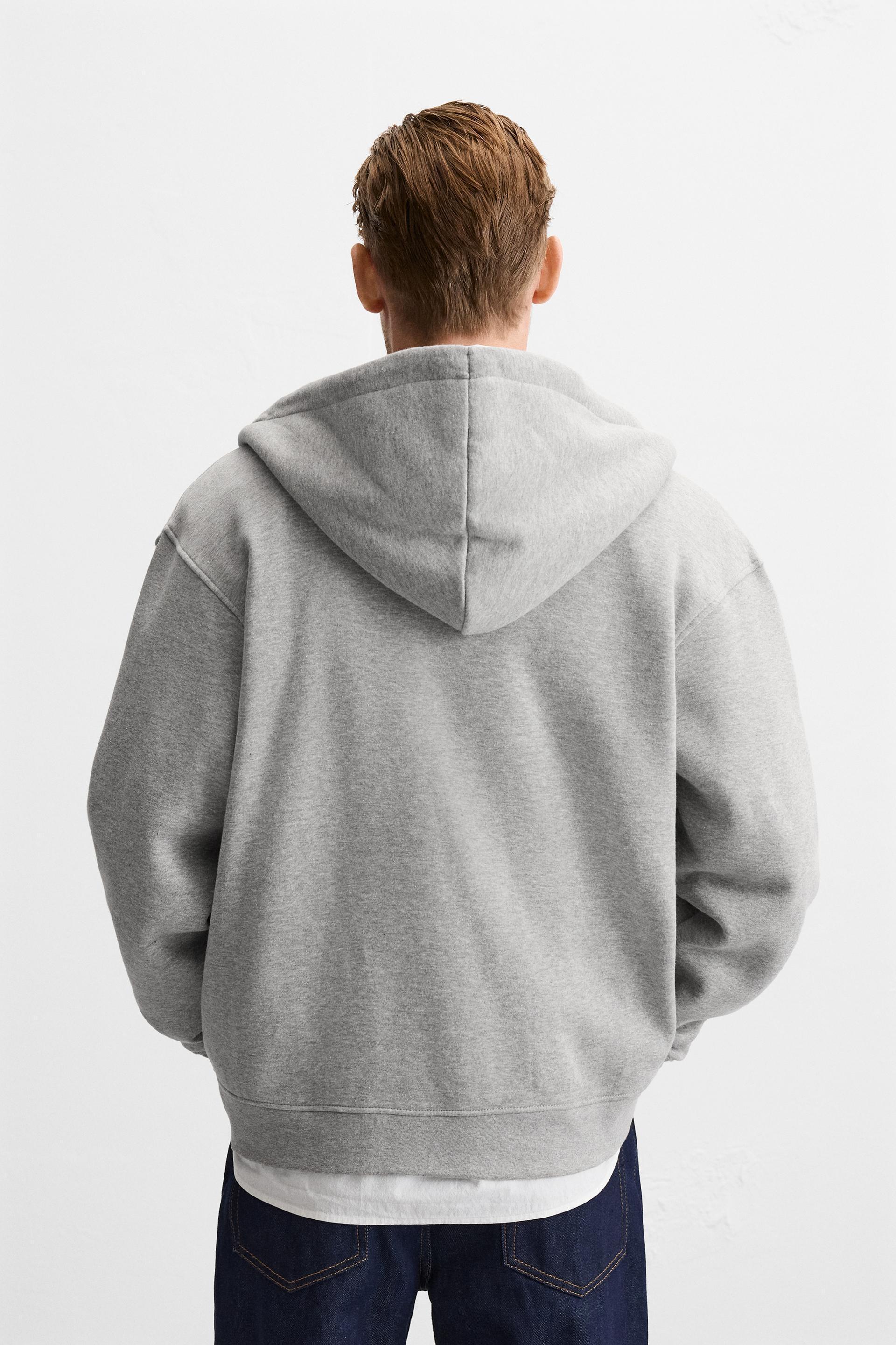 HOODED SWEATSHIRT WITH ZIP Product Image