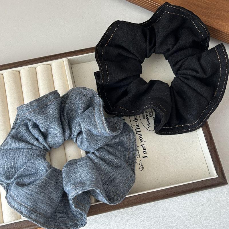 Contrast Trim Scrunchie Product Image