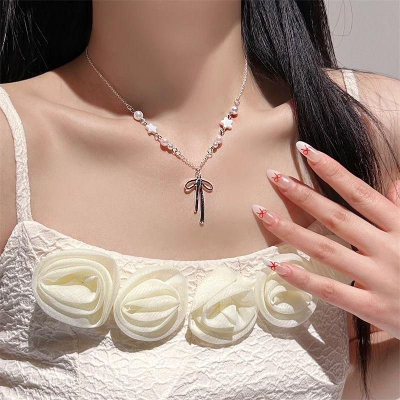 Bow Pendant Beaded Alloy Necklace Product Image