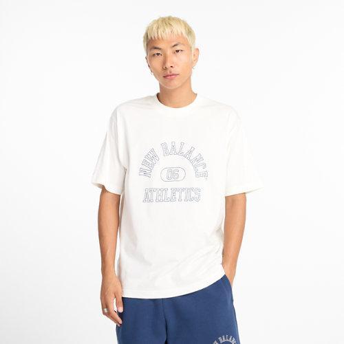 New Balance Men's Graphic T-Shirt Product Image