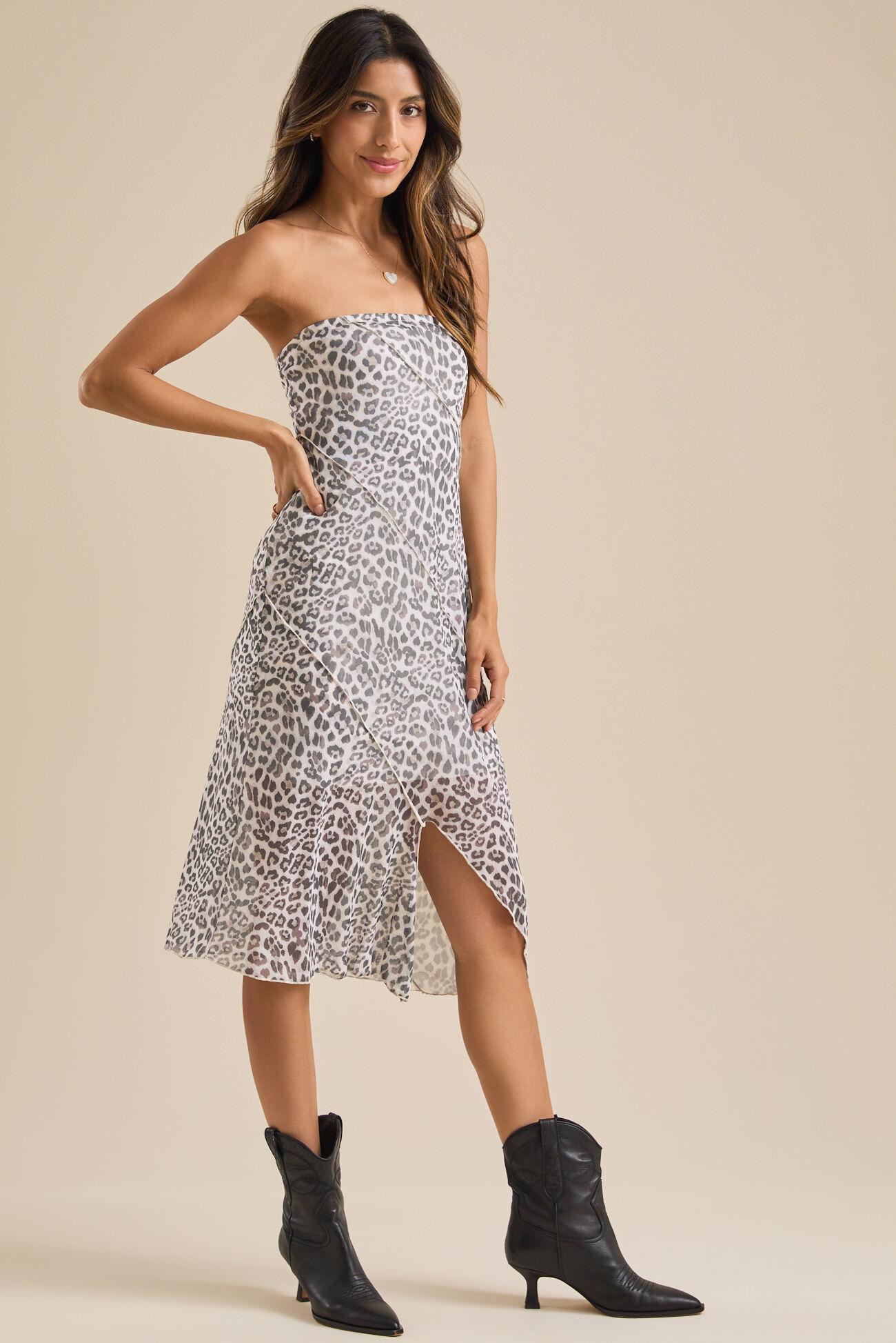 Savannah Strapless Midi Dress Product Image