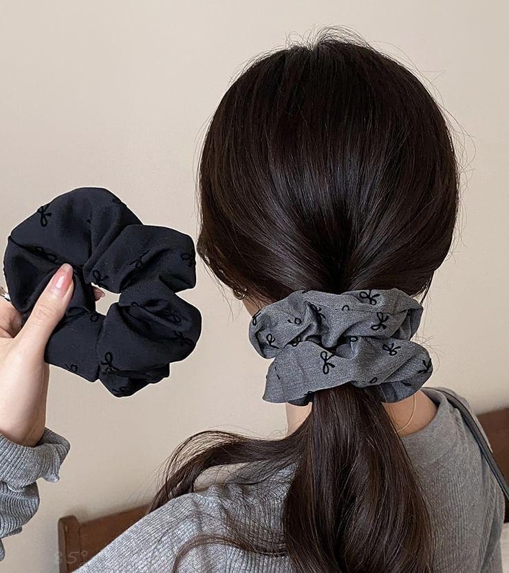 Bow Embroidered Fabric Scrunchie Product Image