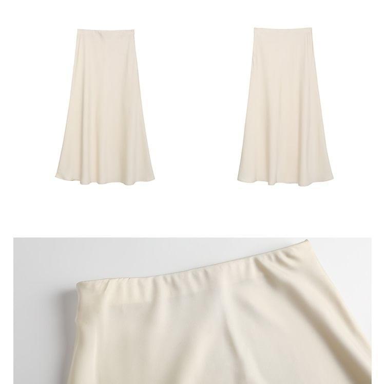 High-Waist Satin Midi Skirt Product Image