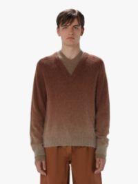 GRADIENT V-NECK SWEATER in brown | JW Anderson US  Product Image