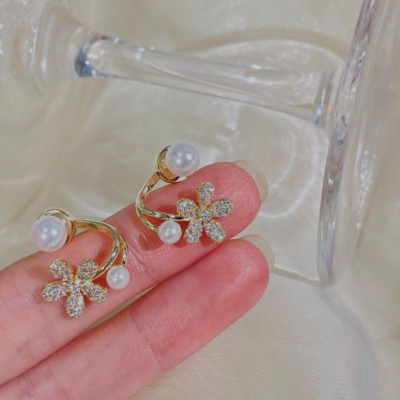 Floral Rhinestone Faux Pearl Alloy Ear Jacket Product Image