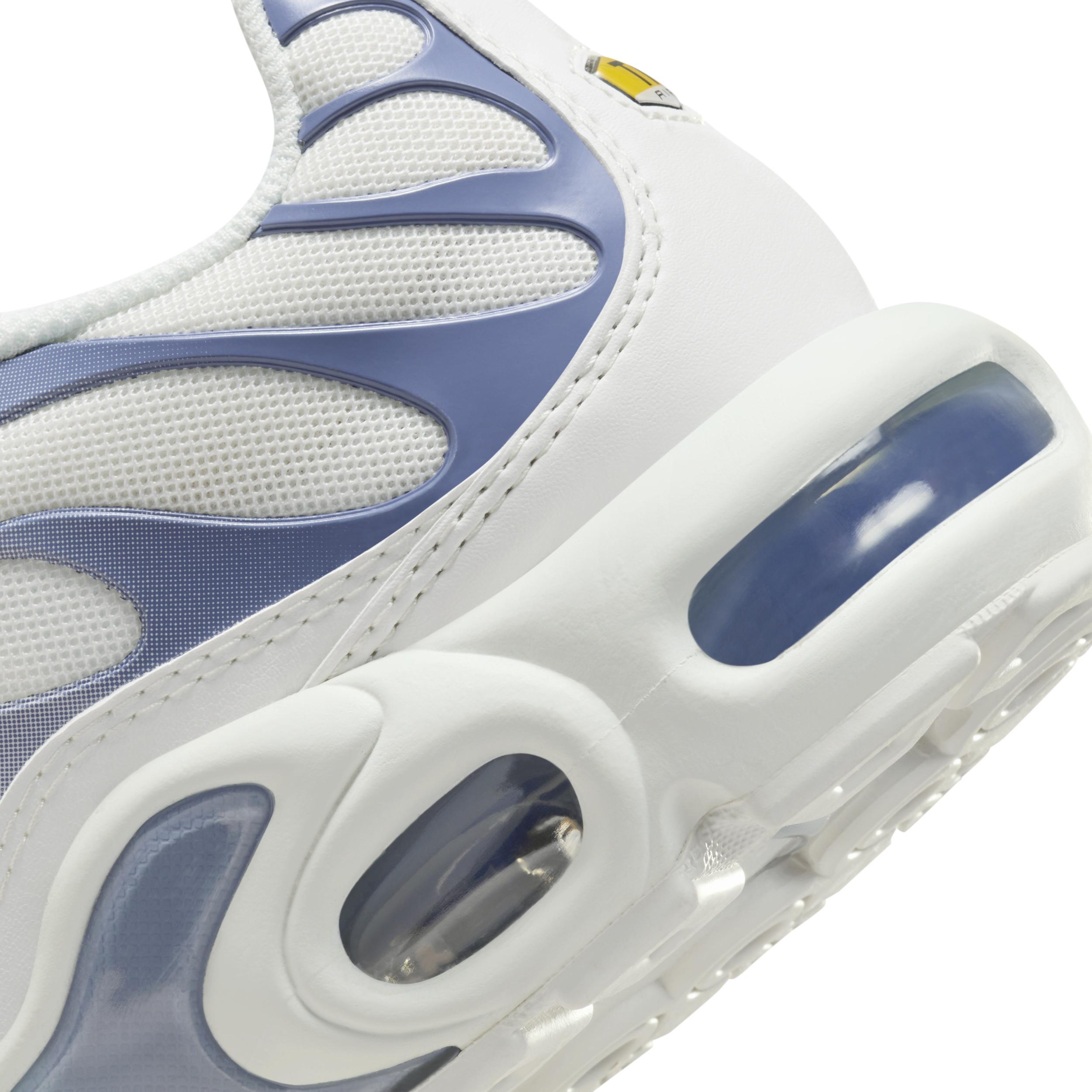 Nike Women's Air Max Plus Shoes Product Image