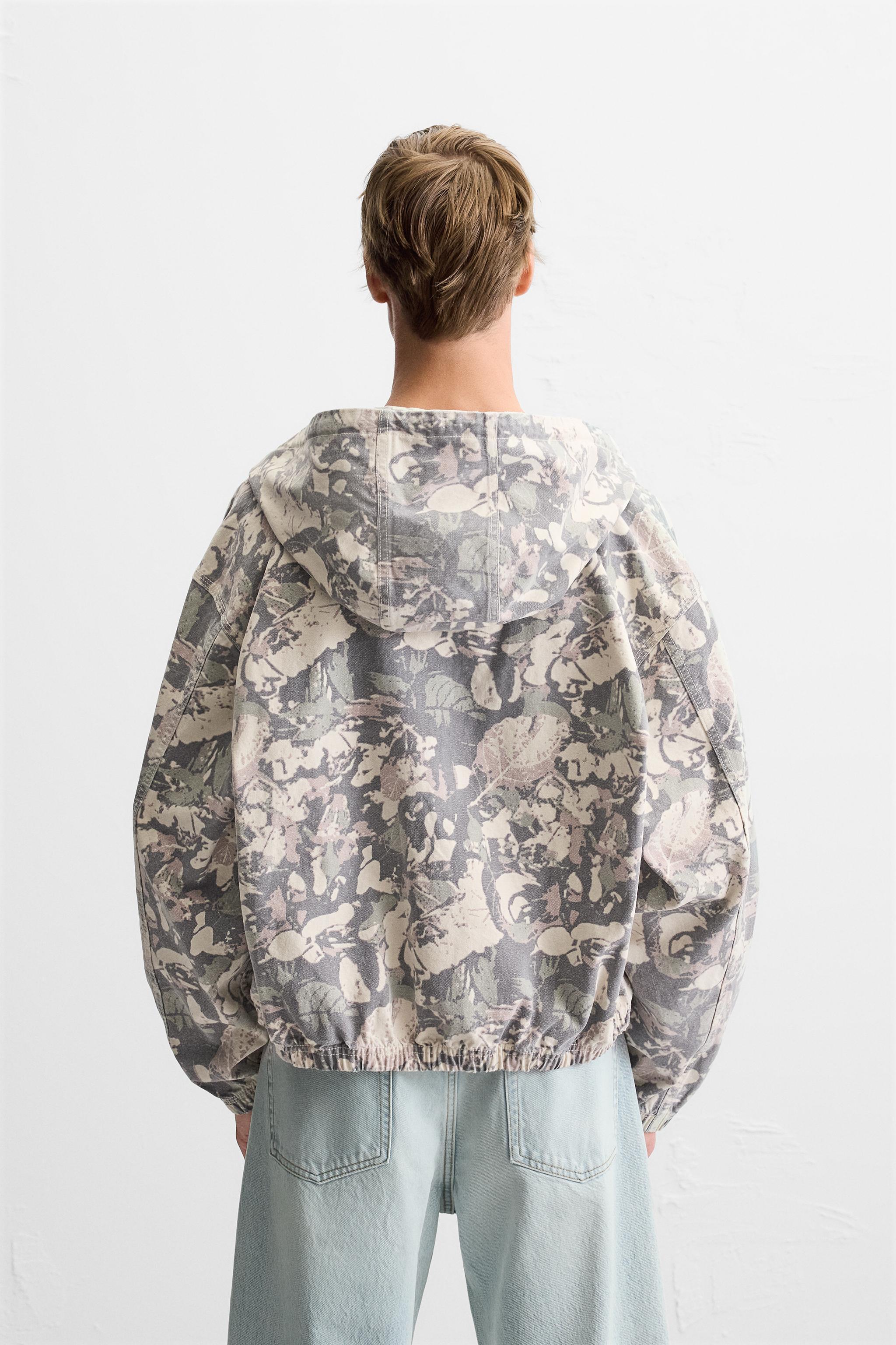 ABSTRACT PRINT JACKET Product Image