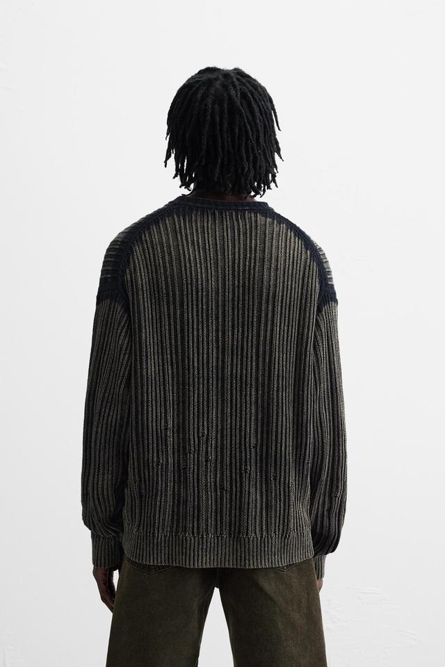 PRINTED TEXTURED SWEATER Product Image