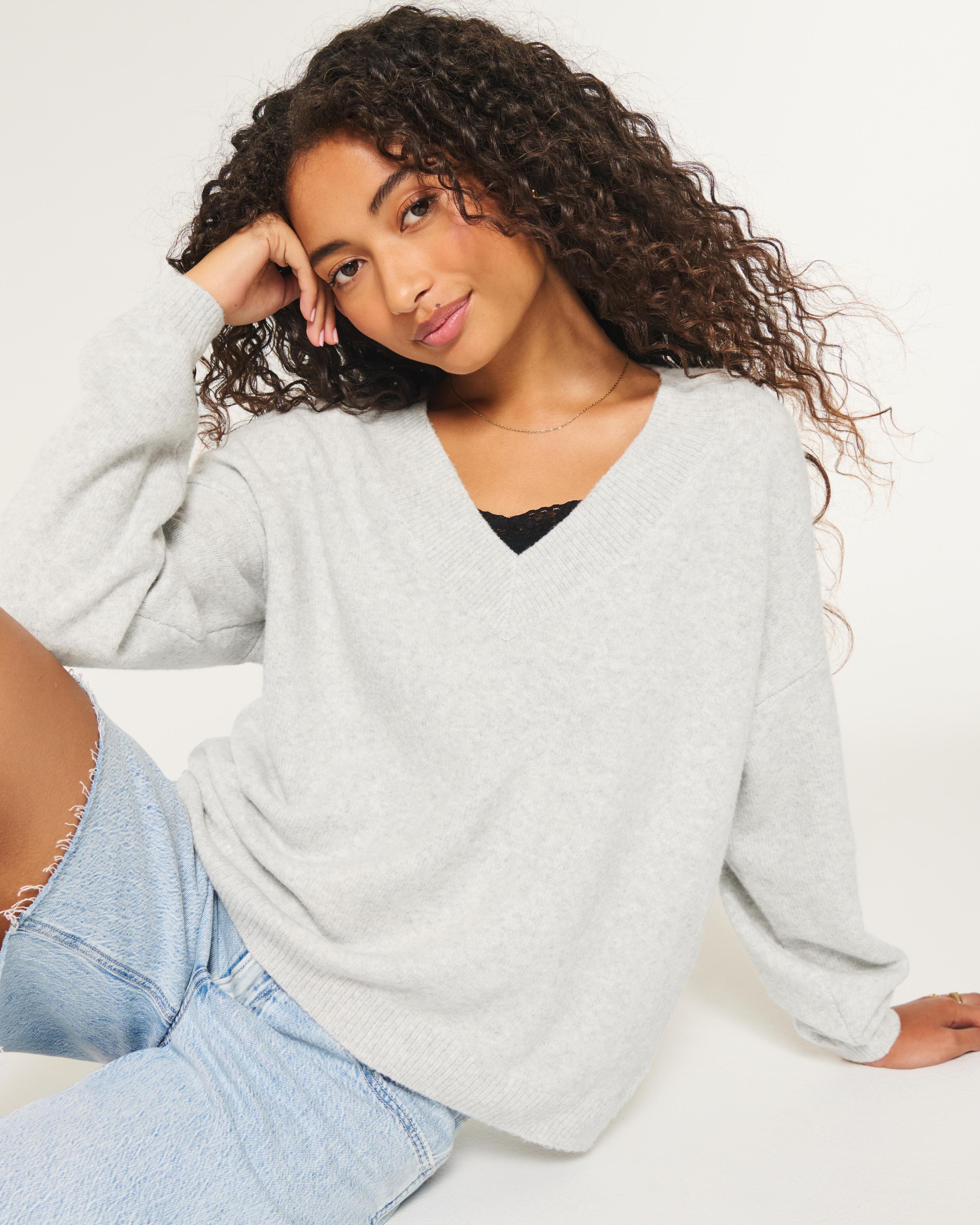 Hollister Comfy Cloud Oversized V-Neck Sweater Product Image