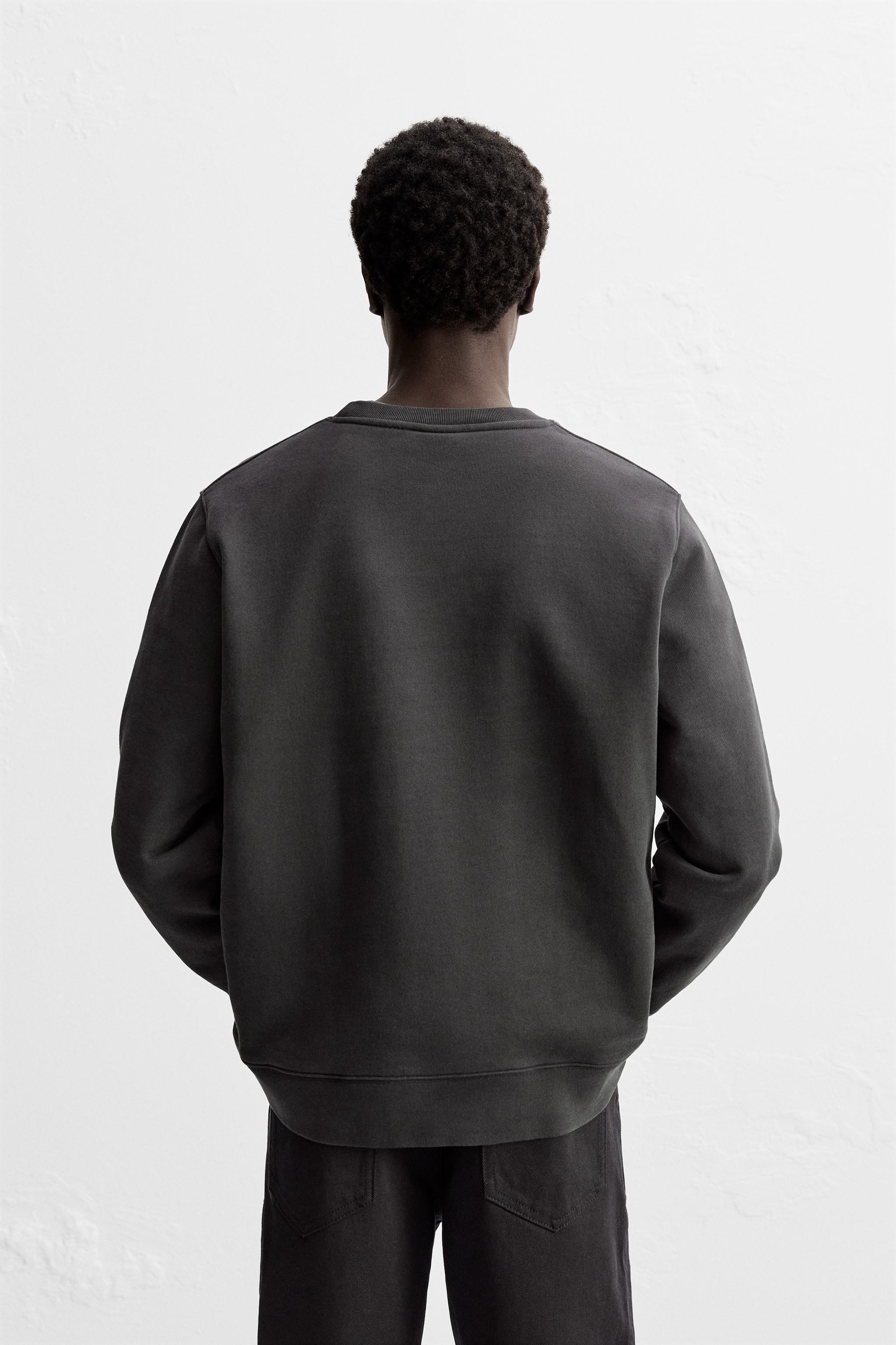 CREW NECK SWEATSHIRT Product Image