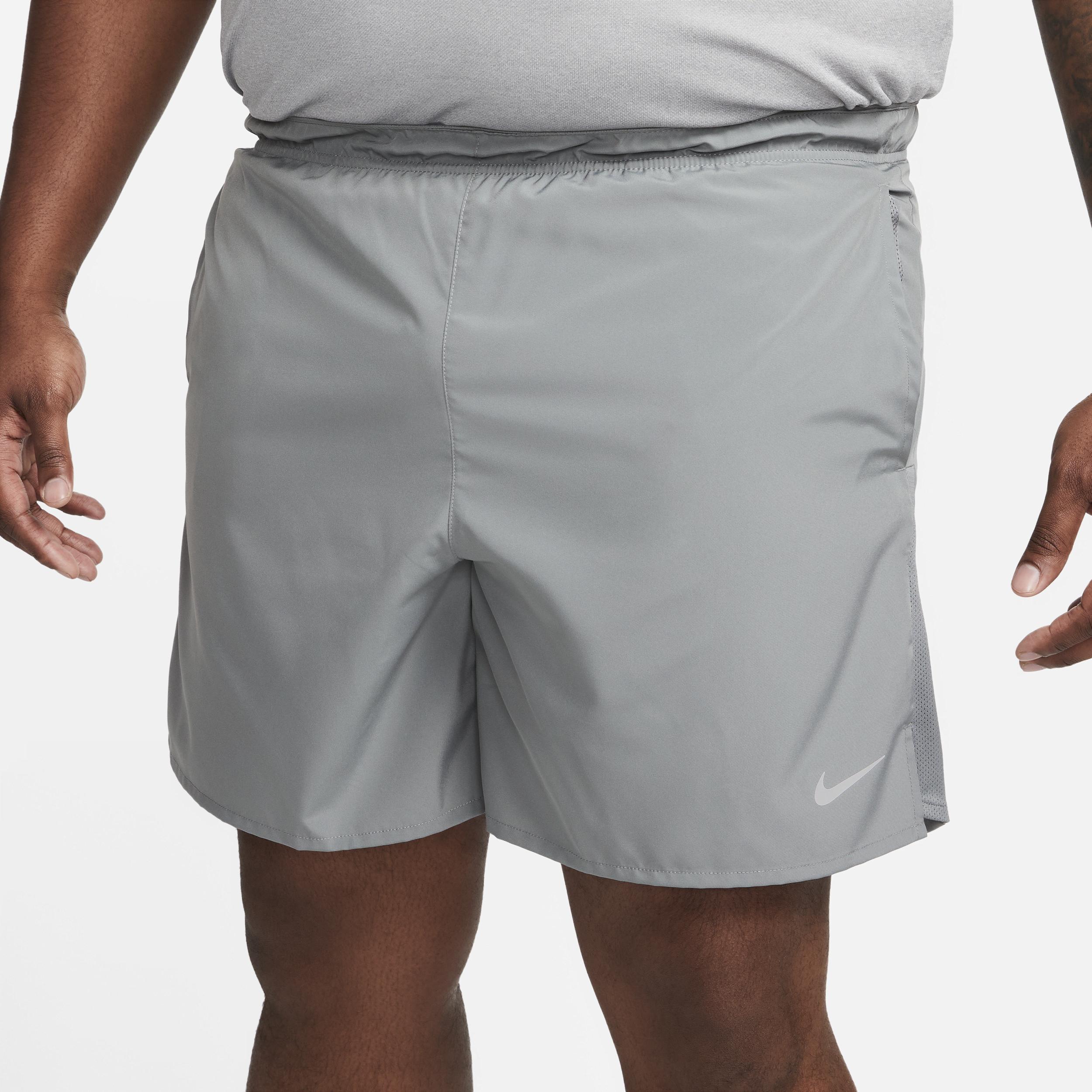 Nike Men's Challenger Dri-FIT 7" Brief-Lined Running Shorts Product Image