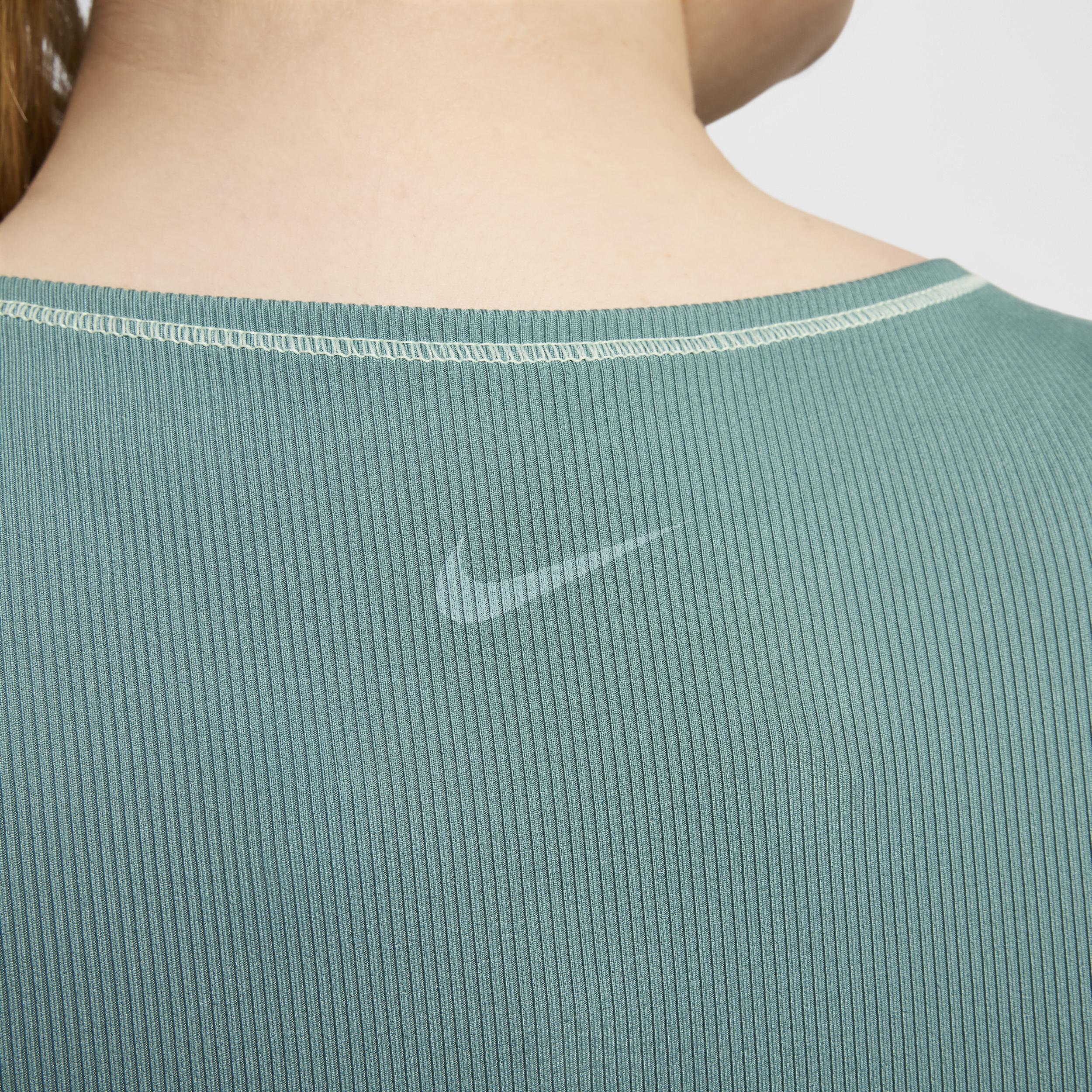 Nike Women's One Fitted Dri-FIT Ribbed Tank Top (Plus Size) Product Image