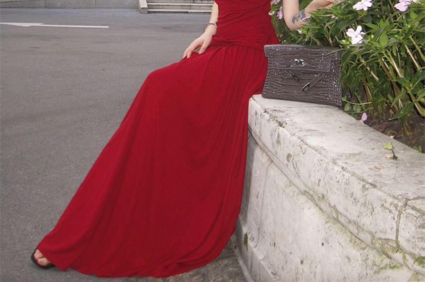 Sleeveless One Shoulder Plain Ruched Maxi A-Line Dress Product Image