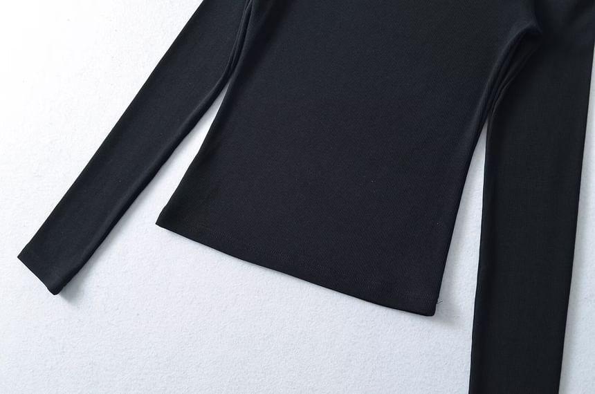 One-Shoulder Long-Sleeve Contrast Trim Tee Product Image