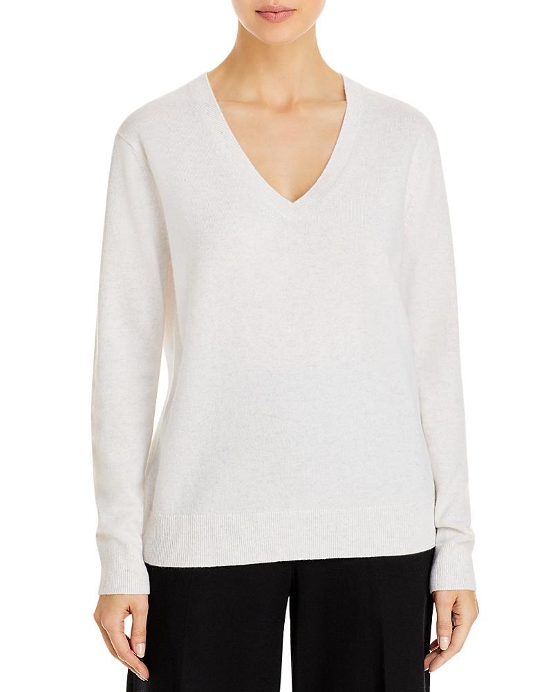 Weekend V-Neck Cashmere Pullover Sweater Product Image