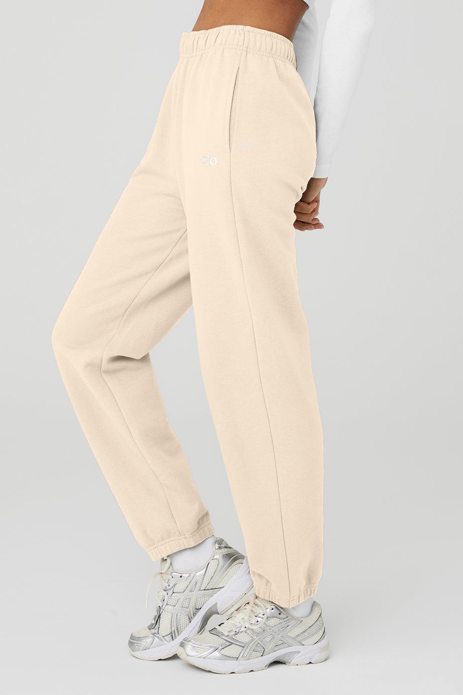 Accolade Sweatpant - Macadamia Male Product Image