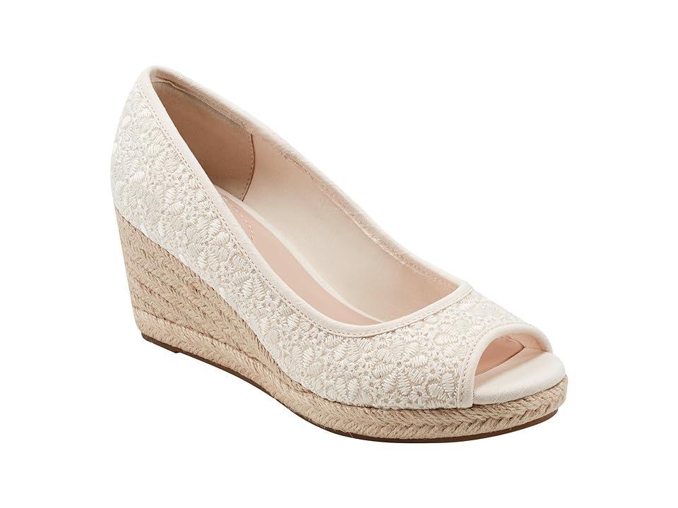 Bandolino Nuri (Cream) Women's Sandals Product Image