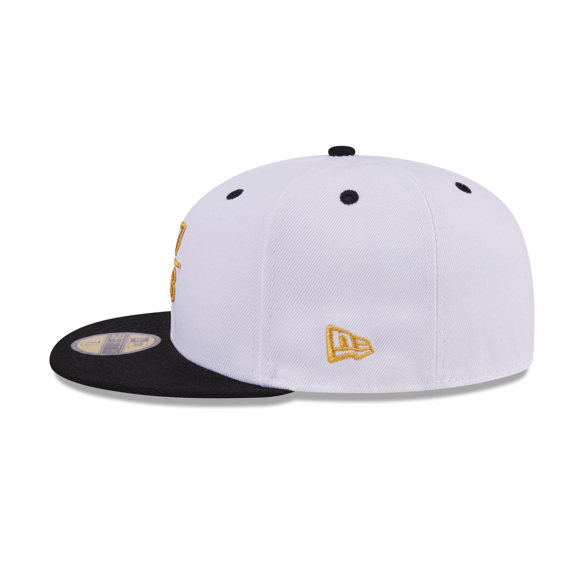 New Era Cap Signature Size 7 7/8 White 59FIFTY Fitted Male Product Image