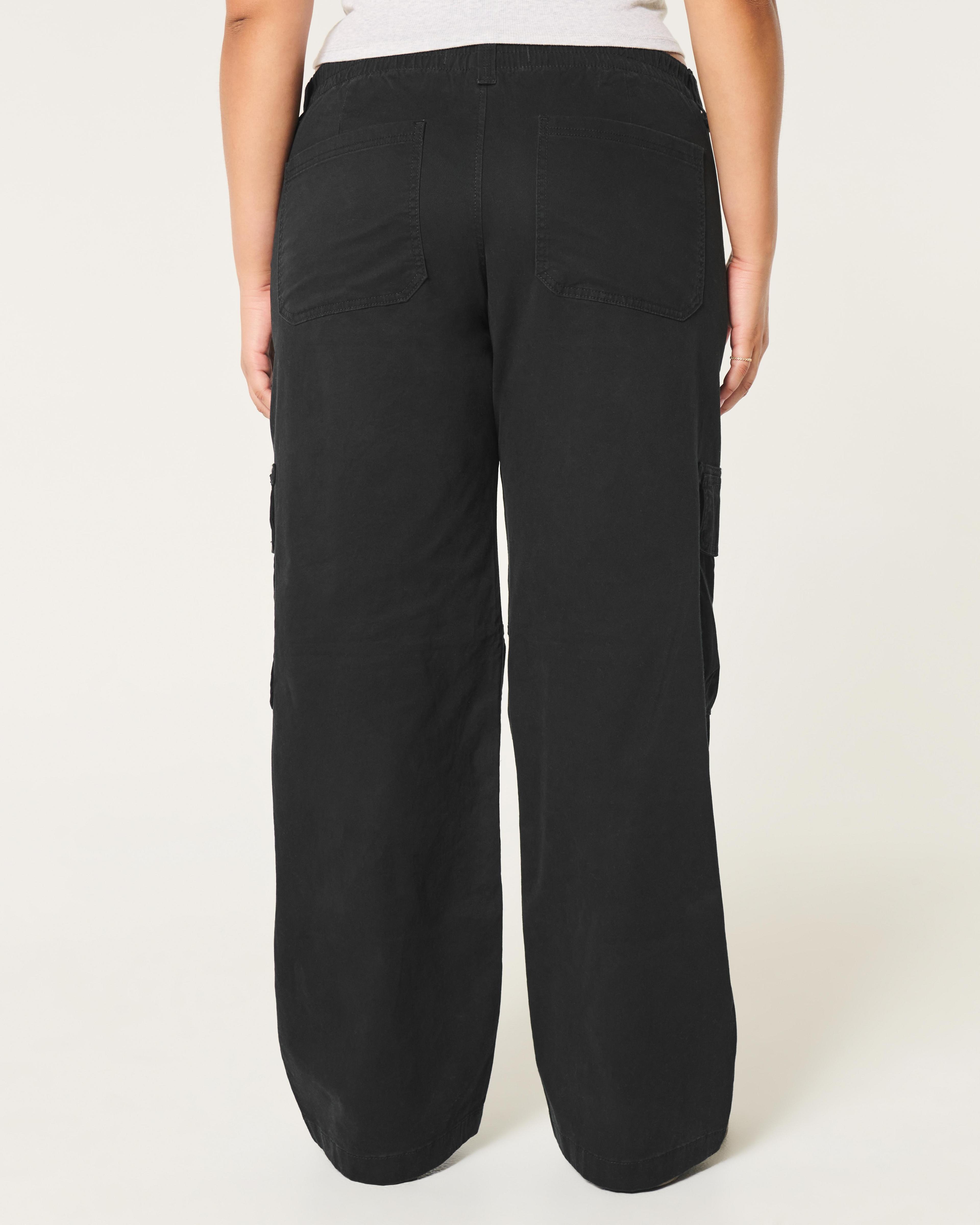 Low-Rise Baggy Cargo Pants Product Image