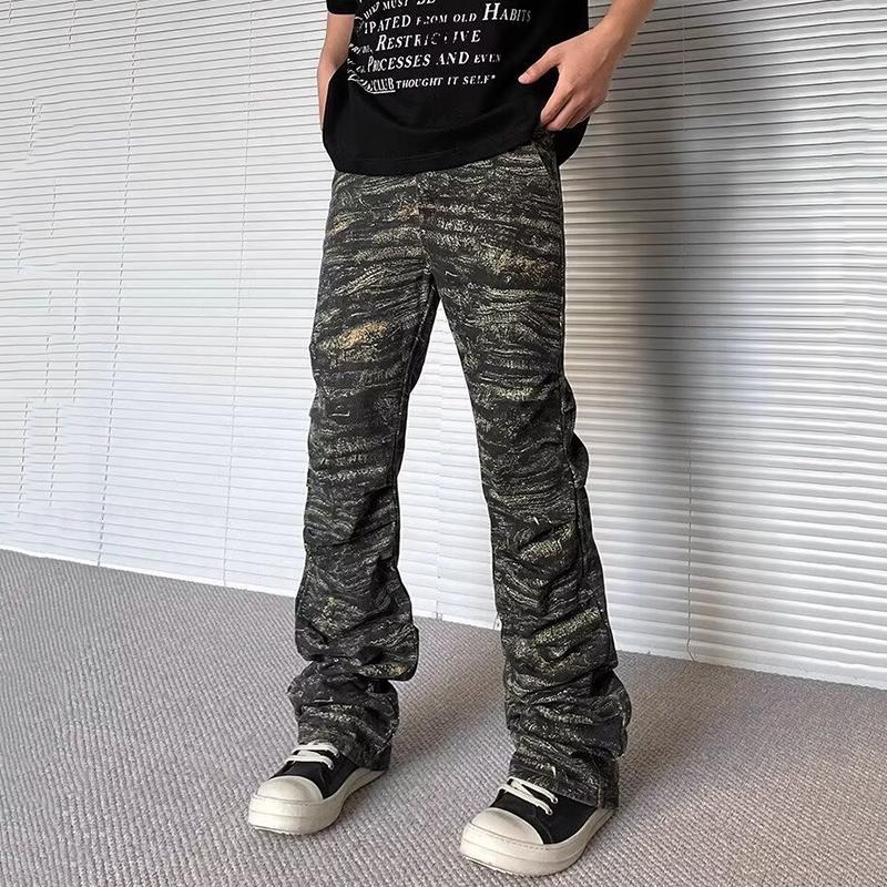 Sopula Men's Hip-Hop Street Pleated Camouflage Bootcut Jeans product image