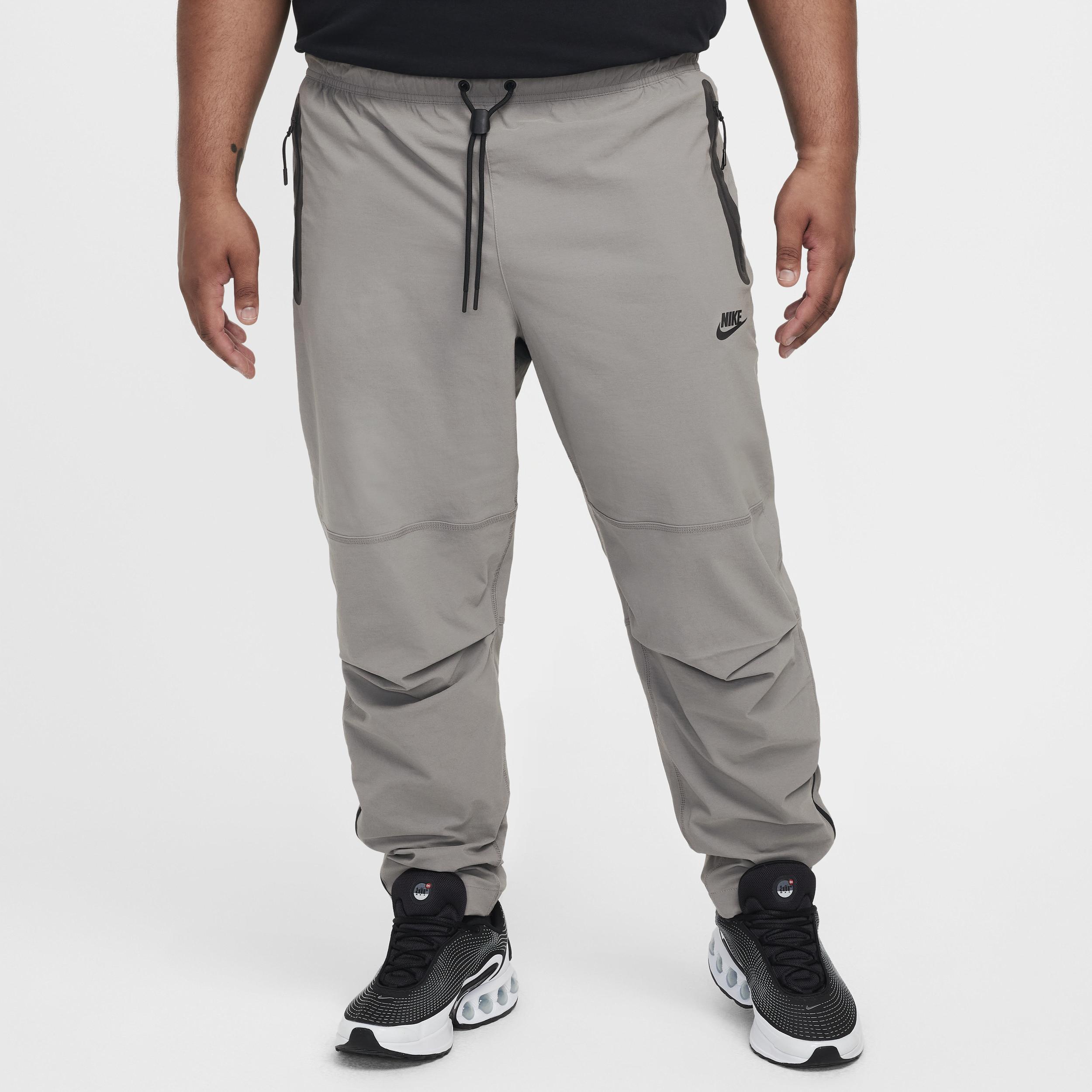 Nike Mens Tech Woven Pants Product Image