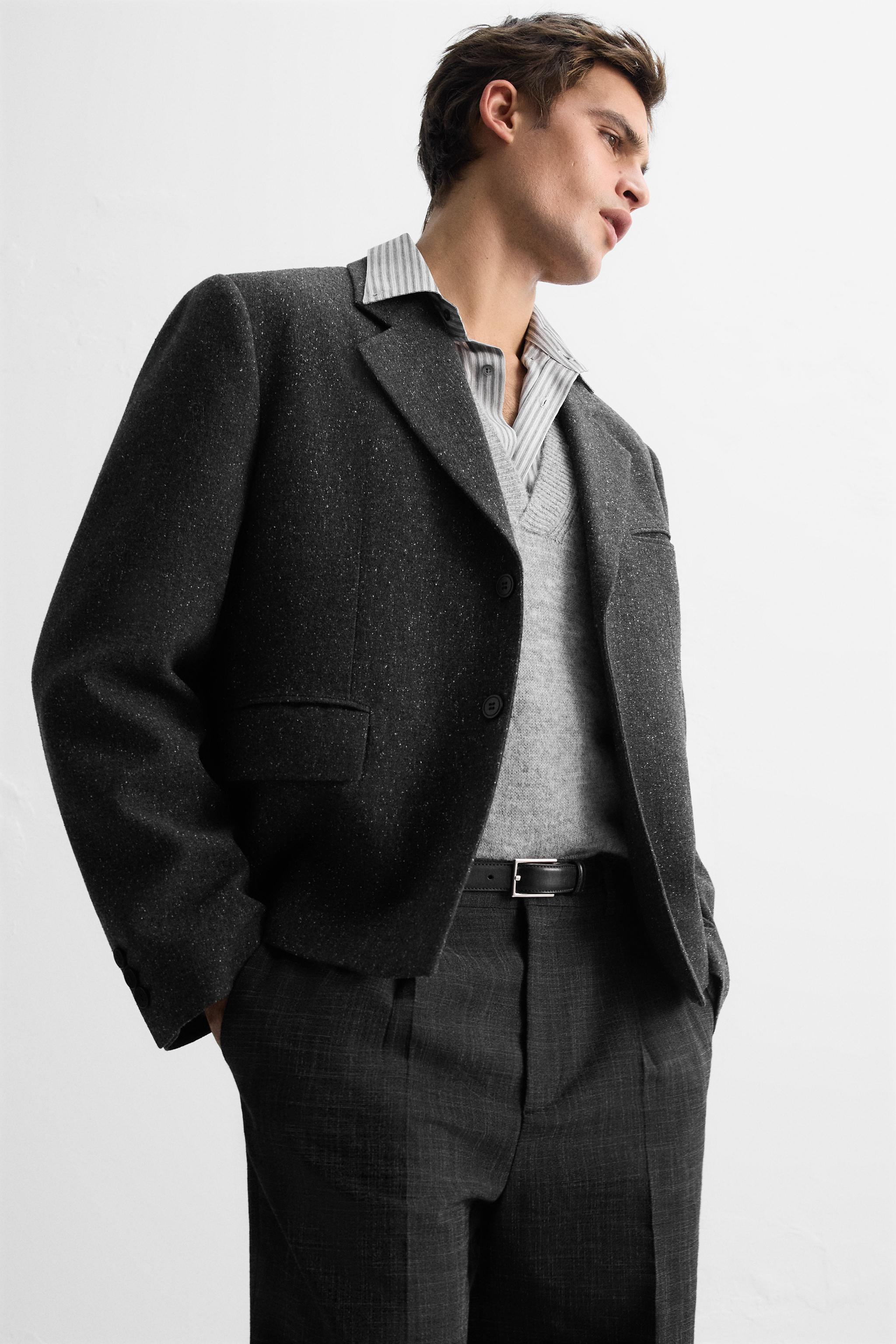 BOUTONNÉ TEXTURED SUIT JACKET Product Image