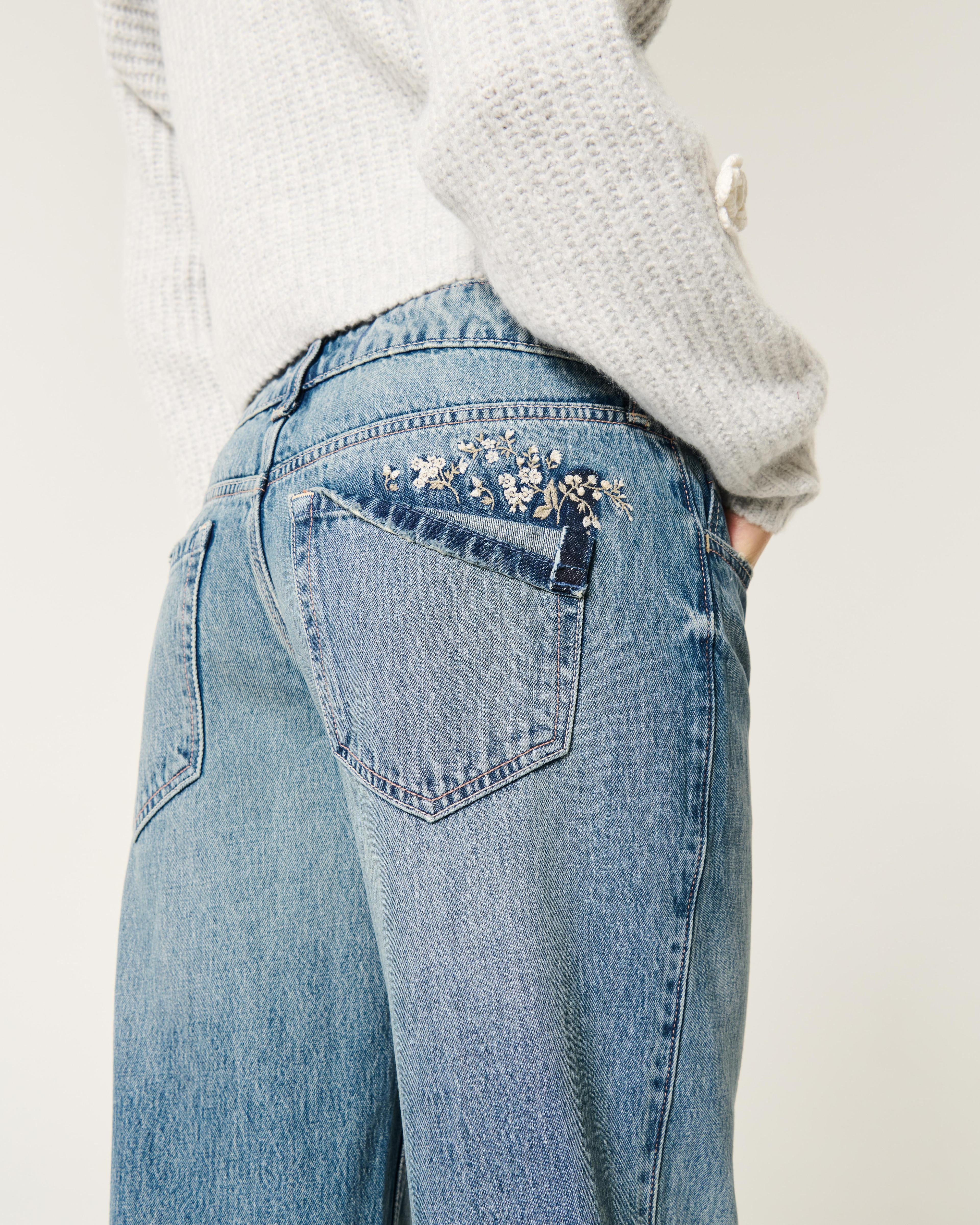 Low-Rise Floral Embroidered Medium Wash Baggy Jeans Product Image