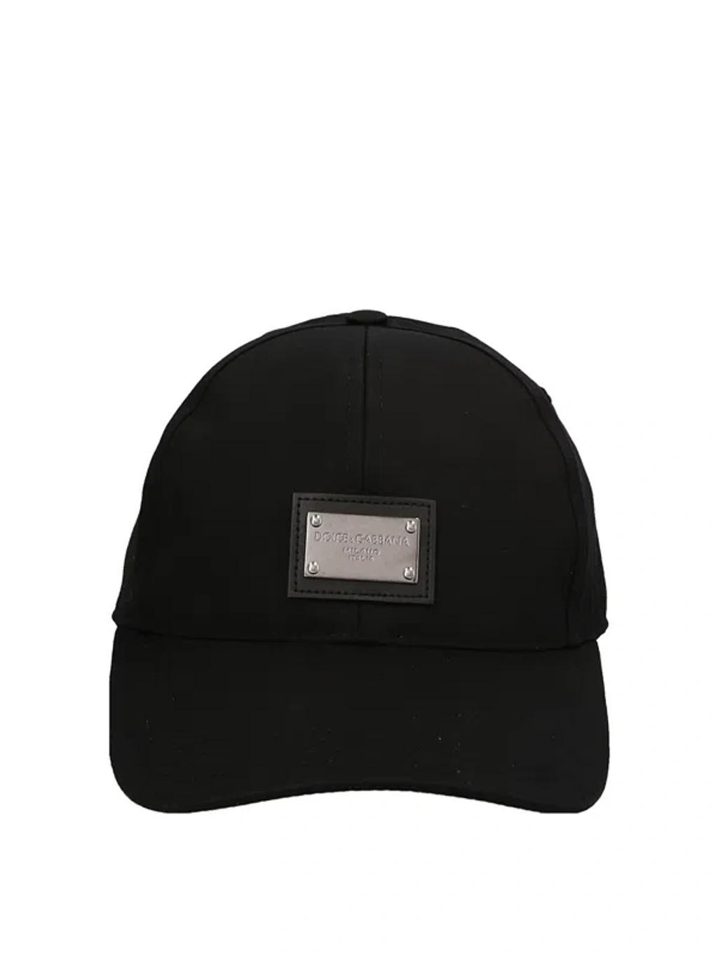 Logo Plaque Cap In Black Product Image