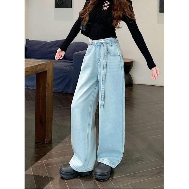 High Rise Fleece-Lined Washed Wide Leg Jeans Product Image