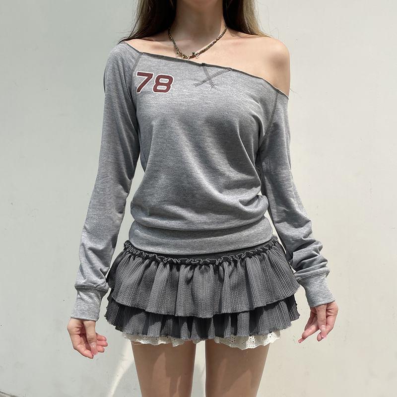 Off Shoulder Numbering Print Sweatshirt Product Image