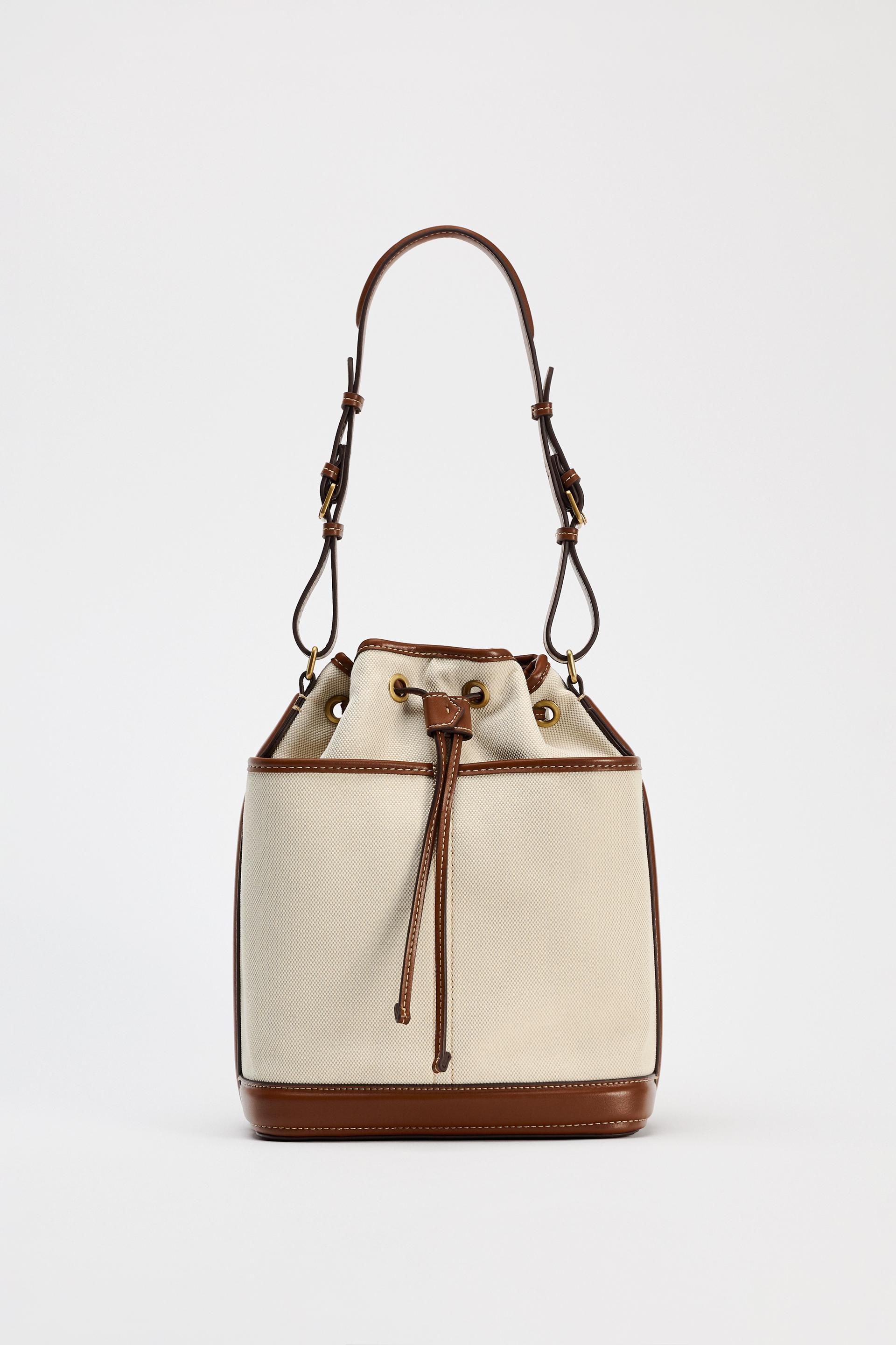 CONTRASTING BUCKET BAG Product Image