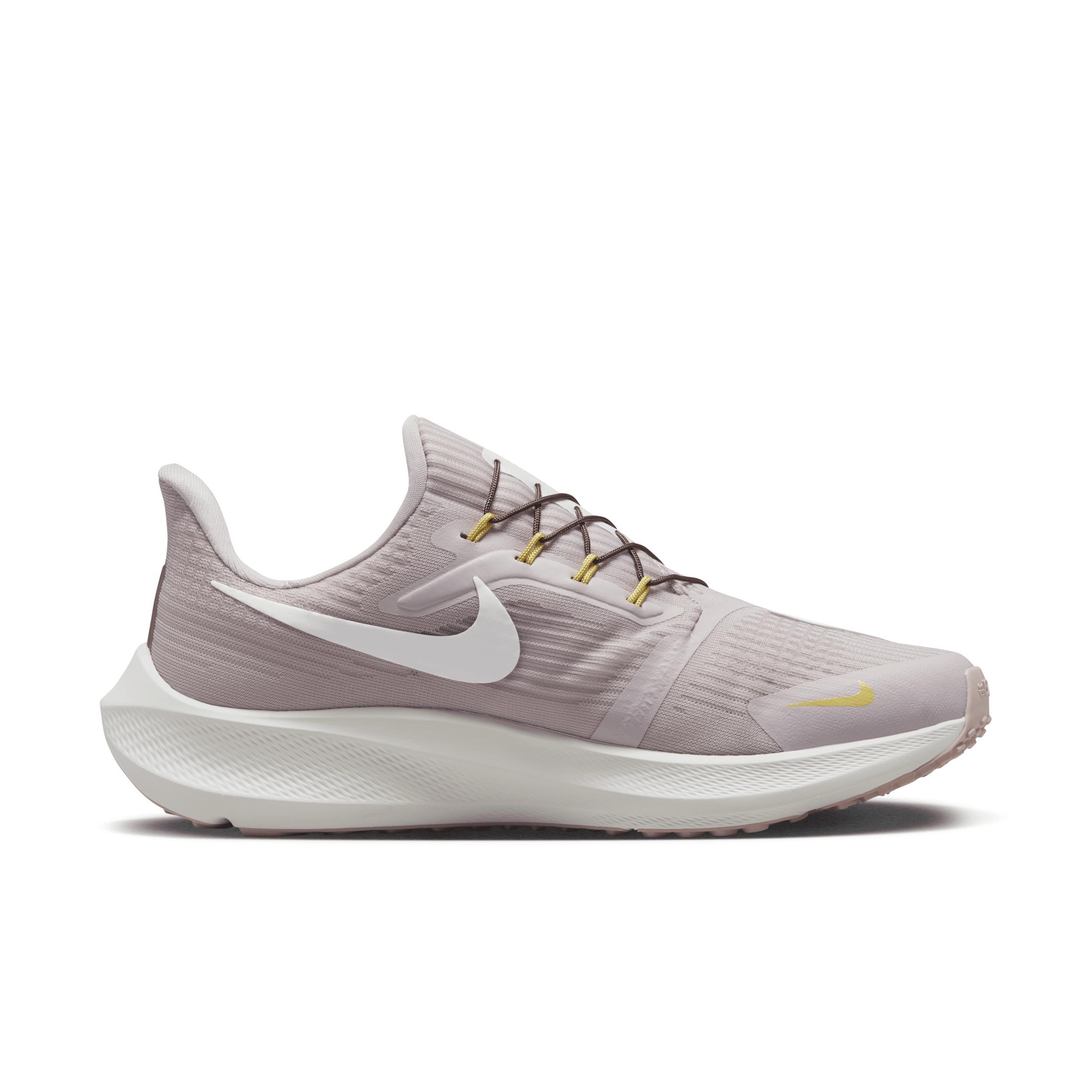 Nike Women's Pegasus FlyEase Easy On/Off Road Running Shoes Product Image