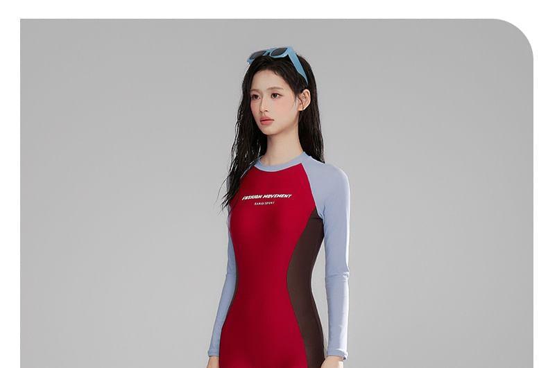 Long-Sleeve Color Block Lettering Rashguard Product Image