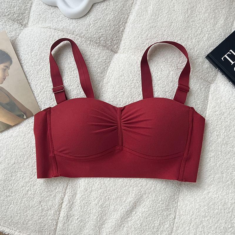 Sleeveless Plain Bra Product Image