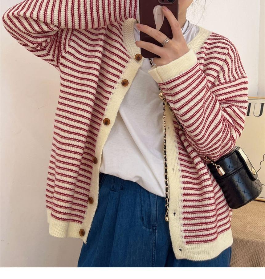 Round Neck Striped Cardigan Product Image