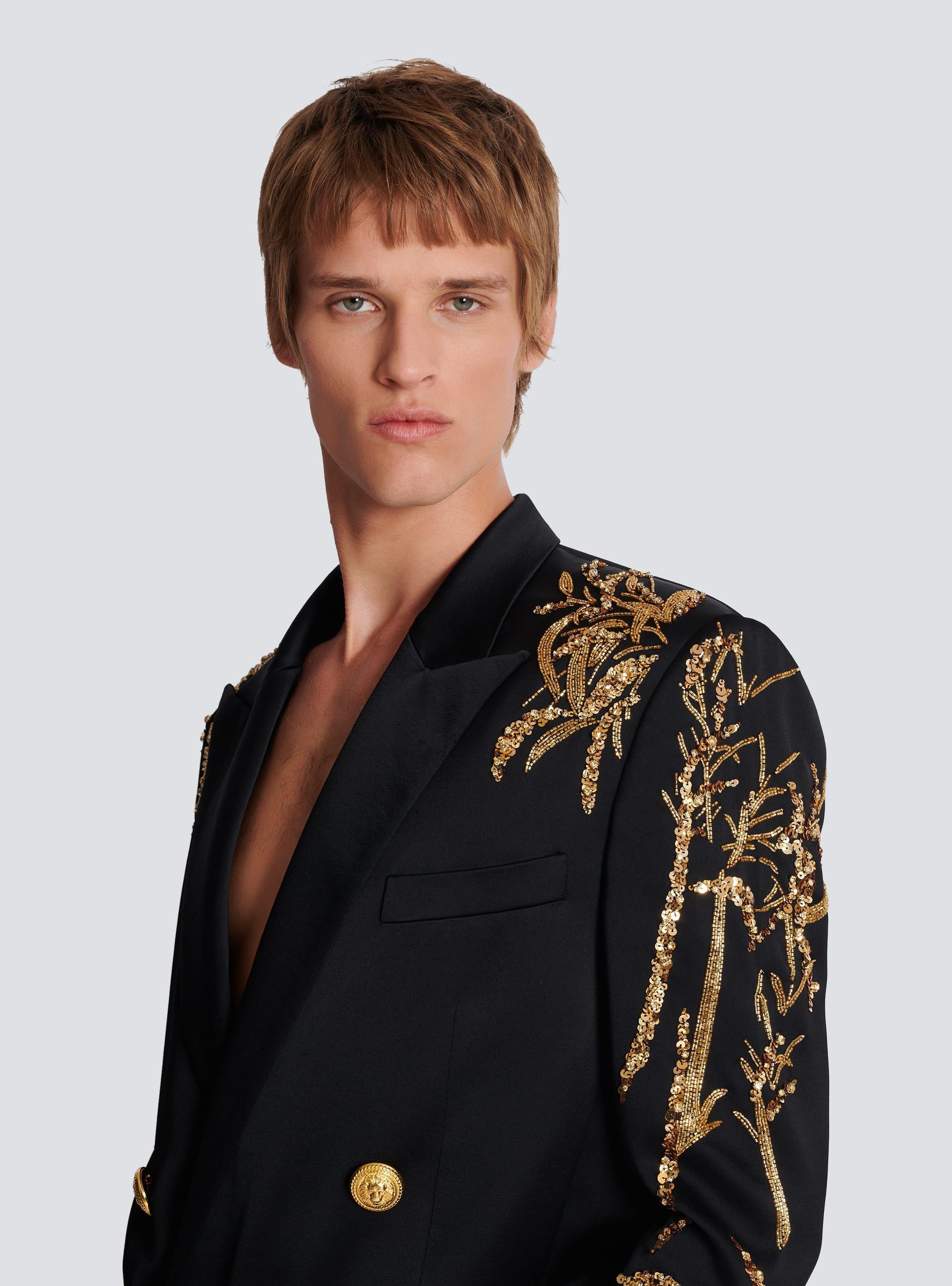 Blazer with embroidered Bamboo sleeves Product Image