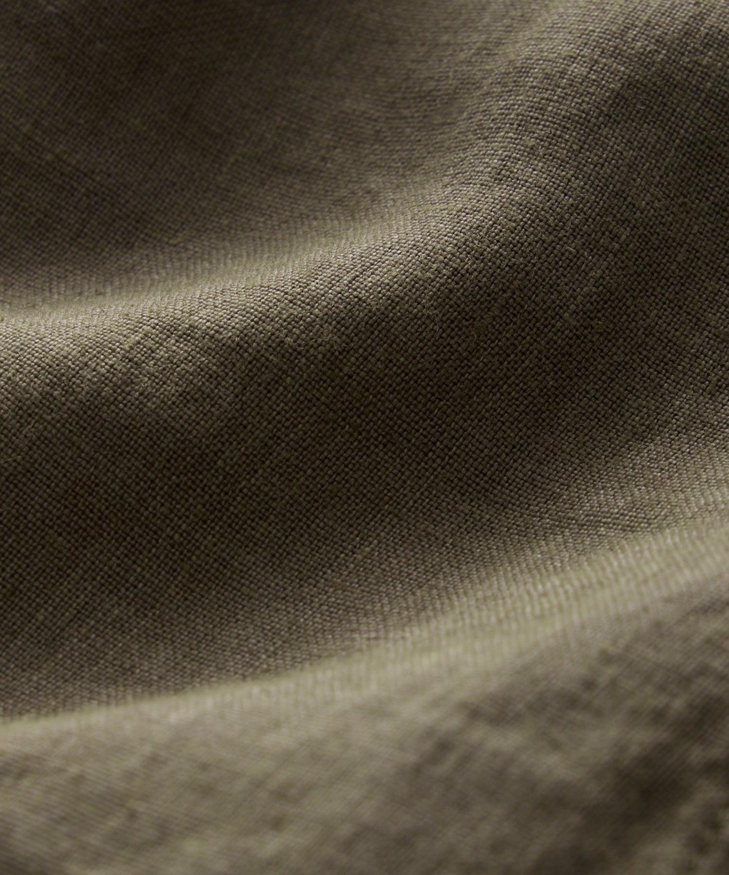 7" Italian Linen Beach Short in Dried Olive Product Image