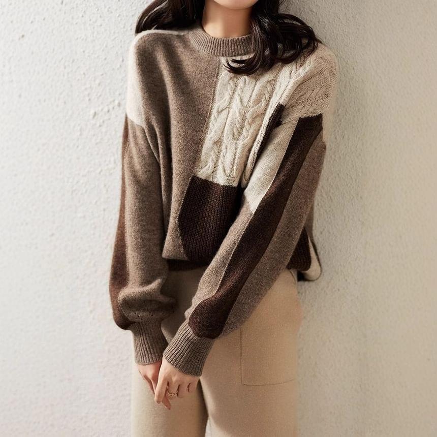 Crew Neck Color Block Cable-Knit Sweater Product Image