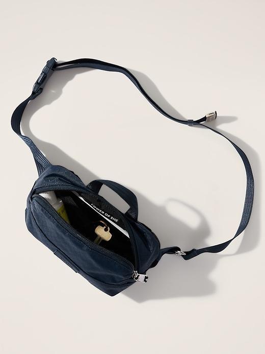 Excursion Crossbody Belt Bag Product Image