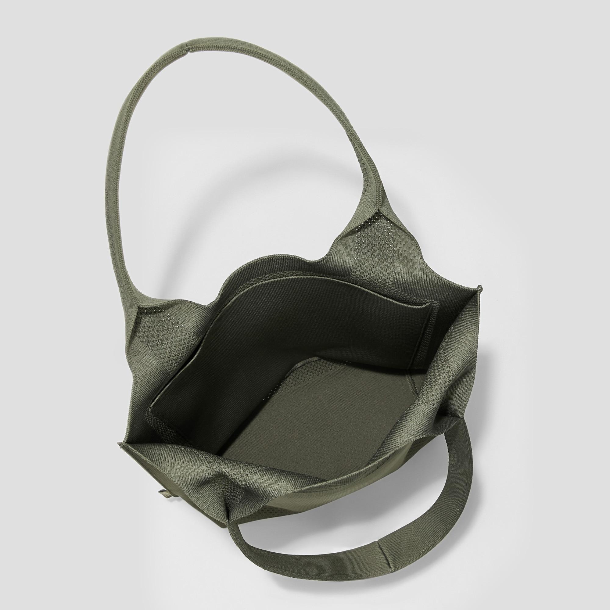 The Daily Tote (Zahara Pro) Product Image