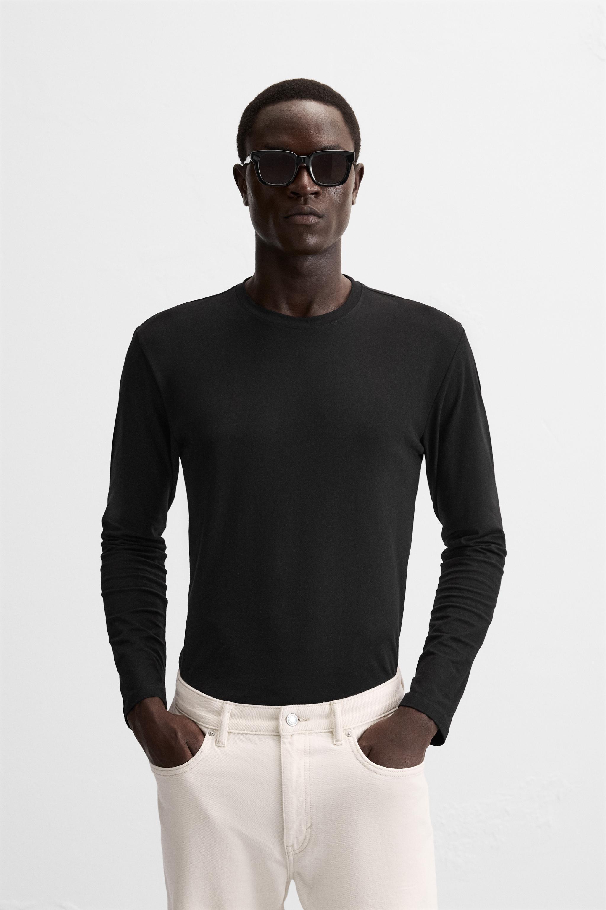 BASIC SLIM FIT T-SHIRT Product Image