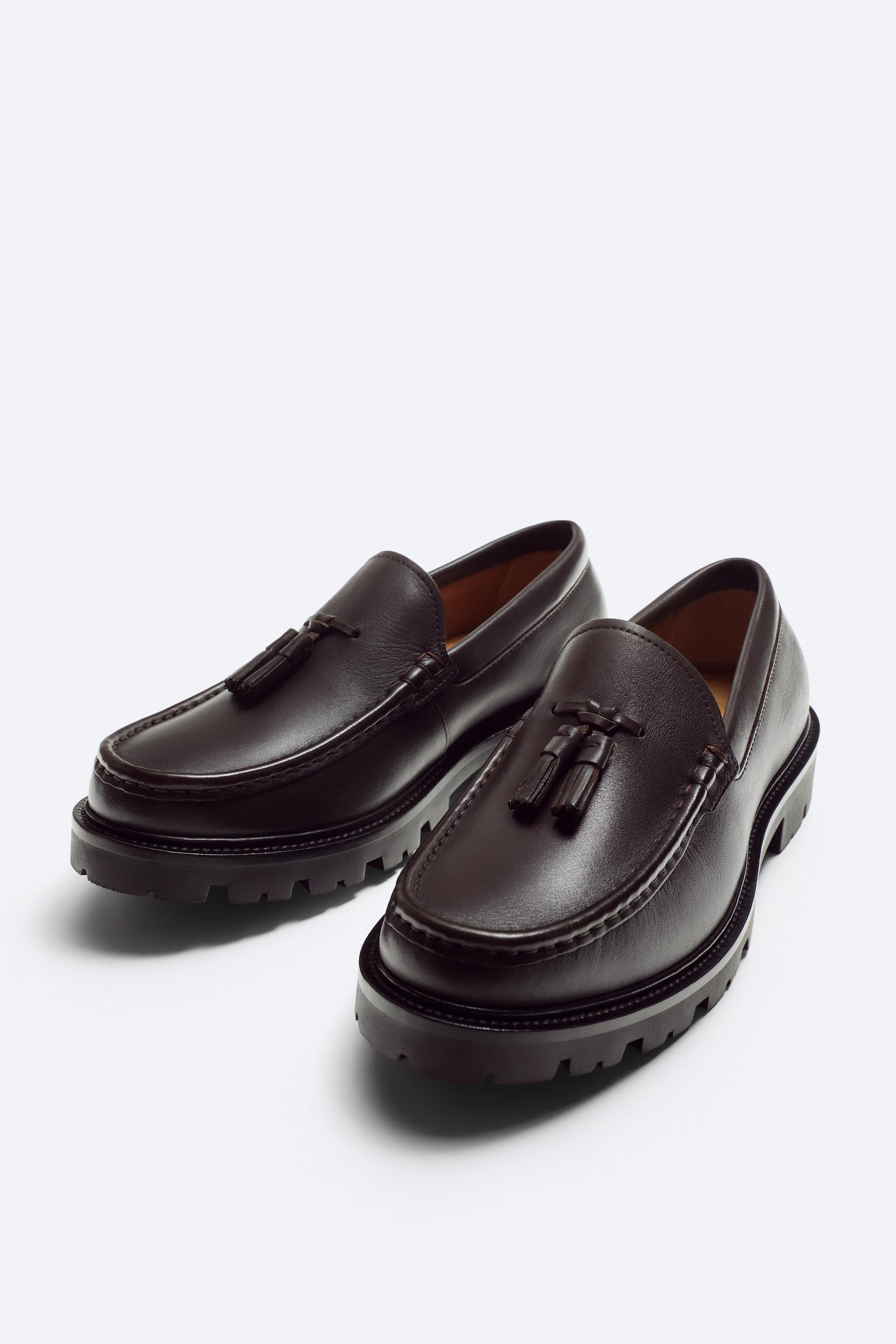 TASSEL LEATHER LOAFERS Product Image