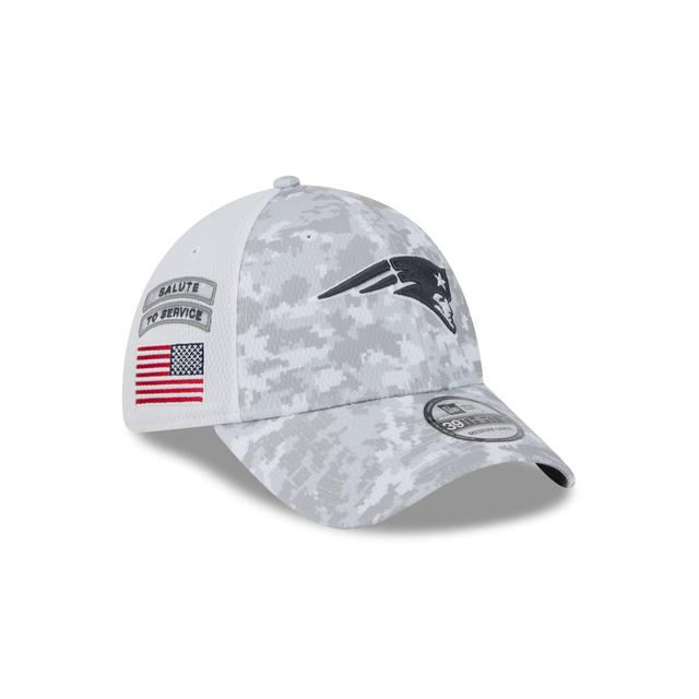 New England Patriots 2024 Salute to Service 39THIRTY Stretch Fit Hat Male Product Image